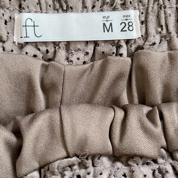 LFT SHORTS - Picture 10 of 13